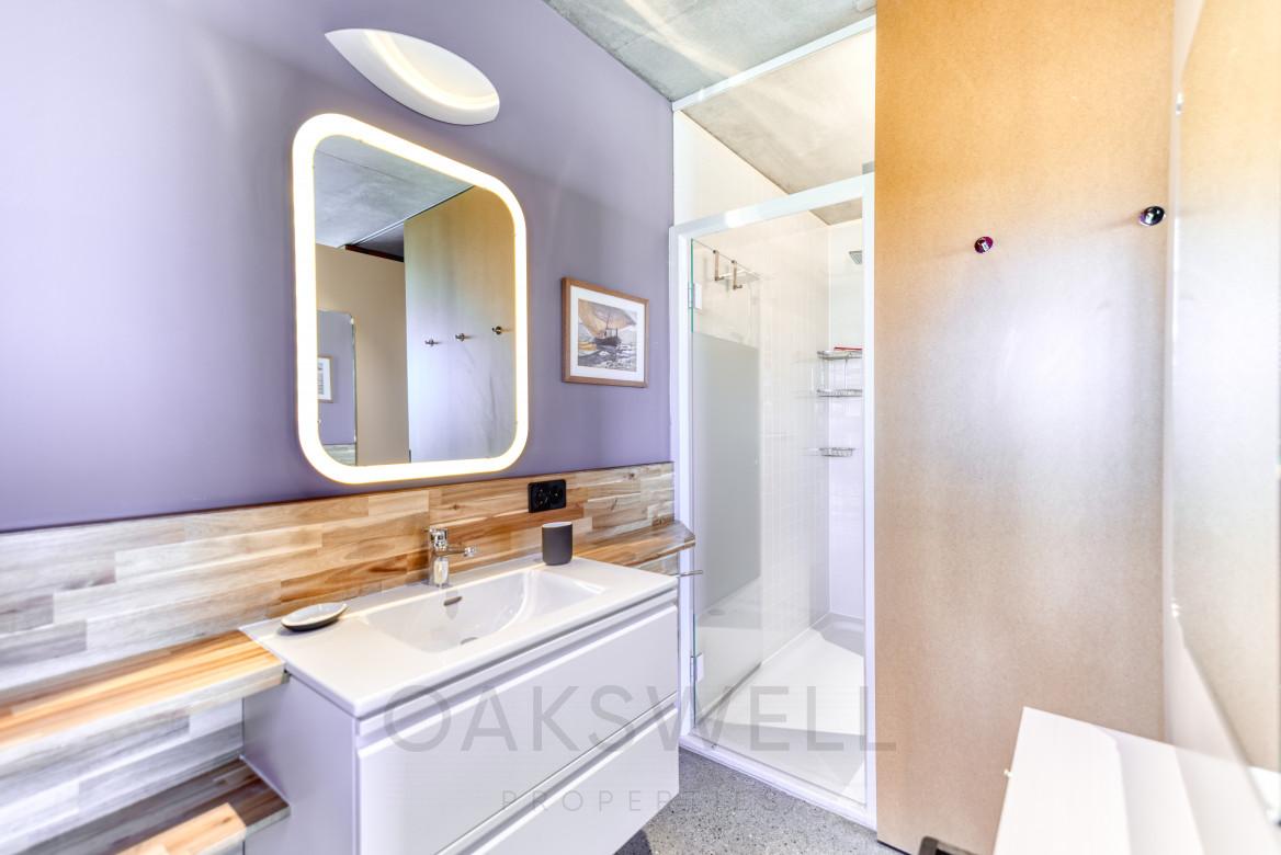 CORSIER PORT, TRÈS BEL APPARTEMENT